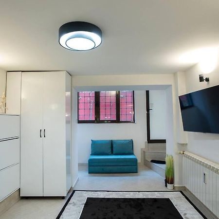 Studio With Courtyard Just Steps Away Vitosha Str ソフィア エクステリア 写真